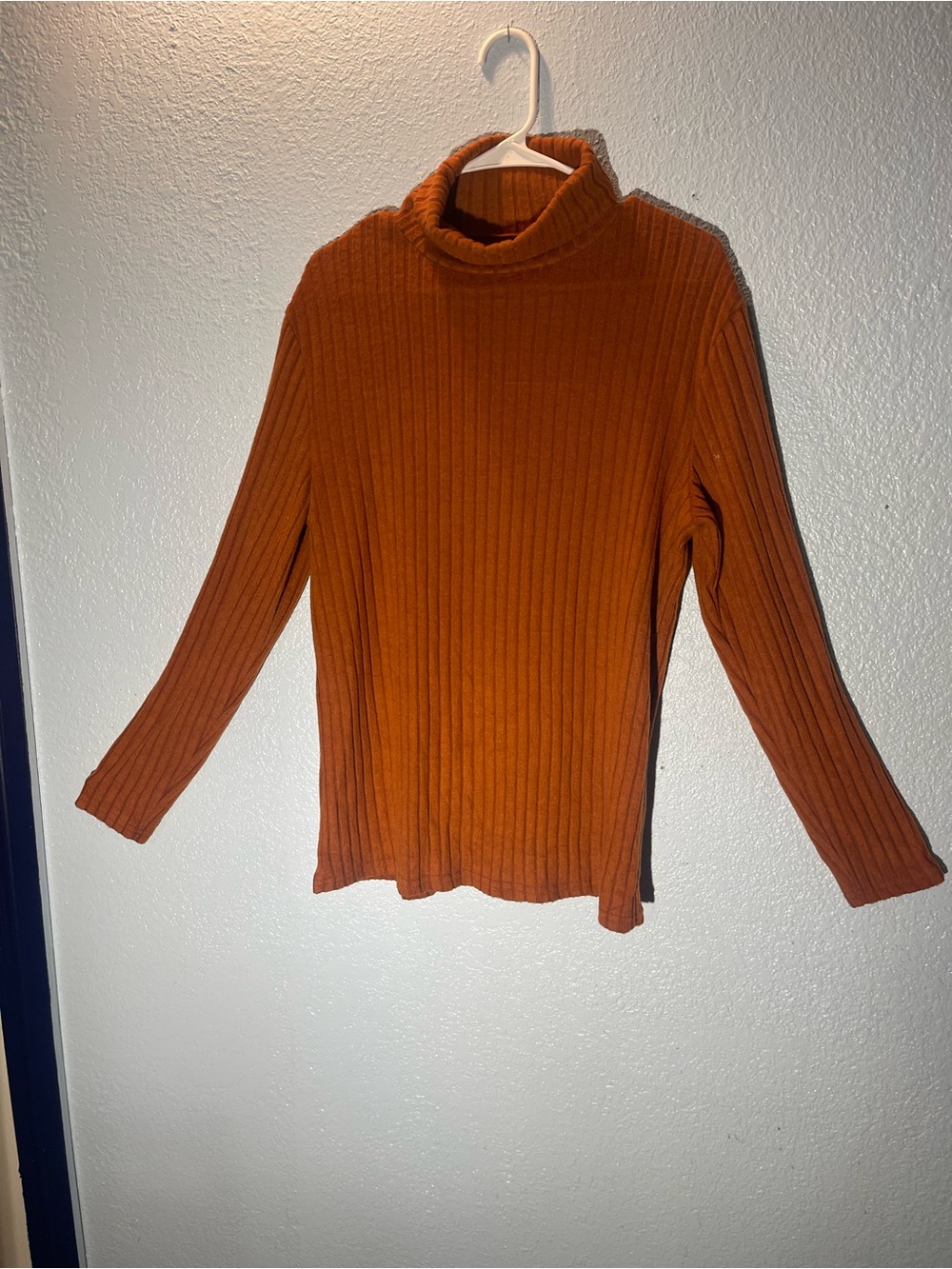 Women's Ribbed Cowl Neck Sweater - Rust